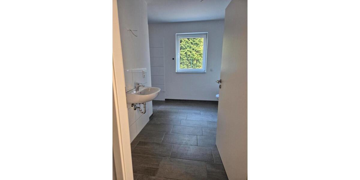 Erdgeschoßwohnung Mönchengladbach Süd - 3 Zimmer, 1.300&euro; | Angebot:23538029