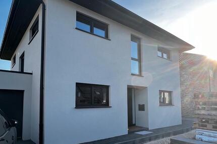 Haus Erkelenz - 7 Zimmer, 164 m&sup2;, 775.000&euro; | Angebot:26227532