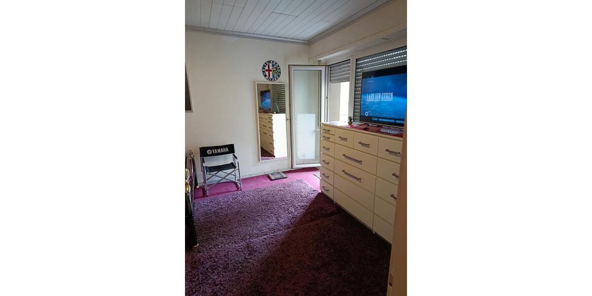 Hochparterre Mönchengladbach Nord - 1 Zimmer, 27 m&sup2;, 62.000&euro; | Angebot:26184840