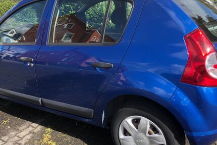 Dacia Sandero 27.600 km 3.499 &euro; Meerbusch 40667