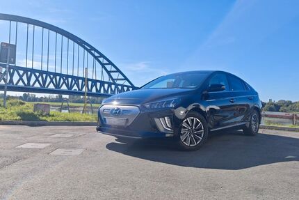 Hyundai IONIQ 42.011 km 22.500 &euro; Düsseldorf 40221