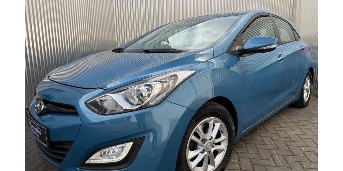 Hyundai i30 128.000 km 6.990 &euro; Viersen 41748