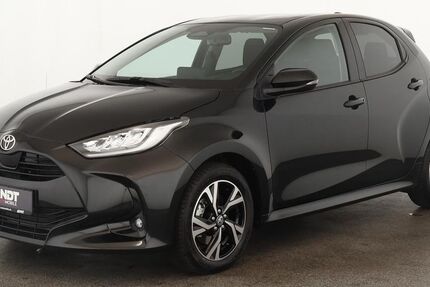 Toyota Yaris 13.000 km 22.184 &euro; Düsseldorf 40233