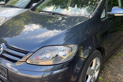 VW Golf 199.900 km 2.950 &euro; Mönchengladbach 41069