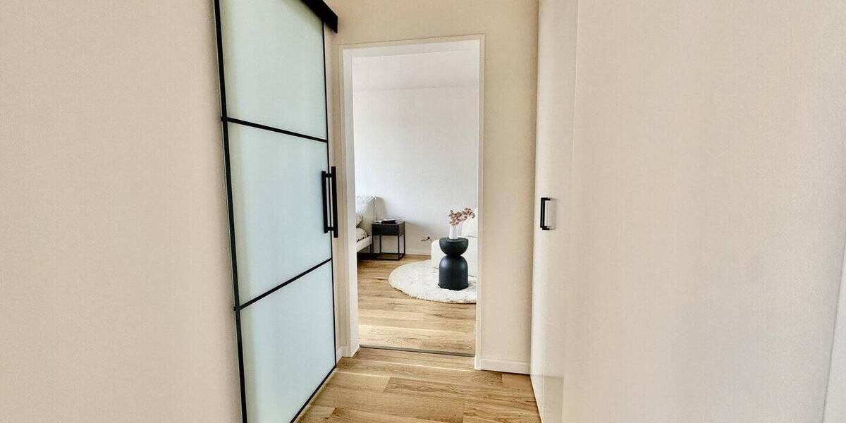 Etagenwohnung Düsseldorf Stadtmitte - 2 Zimmer, 60 m&sup2;, 330.000&euro; | Angebot:25927878