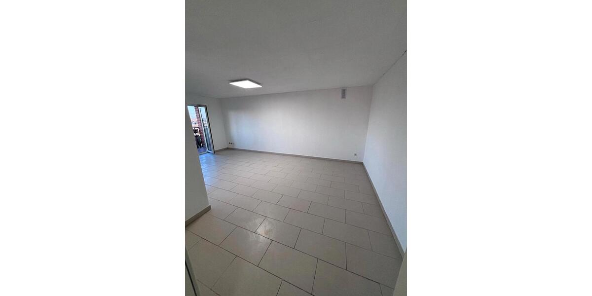 Etagenwohnung Grevenbroich Neuenhausen - 2 Zimmer, 63 m&sup2;, 800&euro; | Angebot:26036378