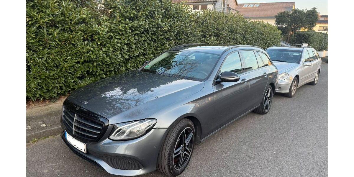 Mercedes-Benz E 200 136.000 km 17.499 &euro; Ratingen 40883
