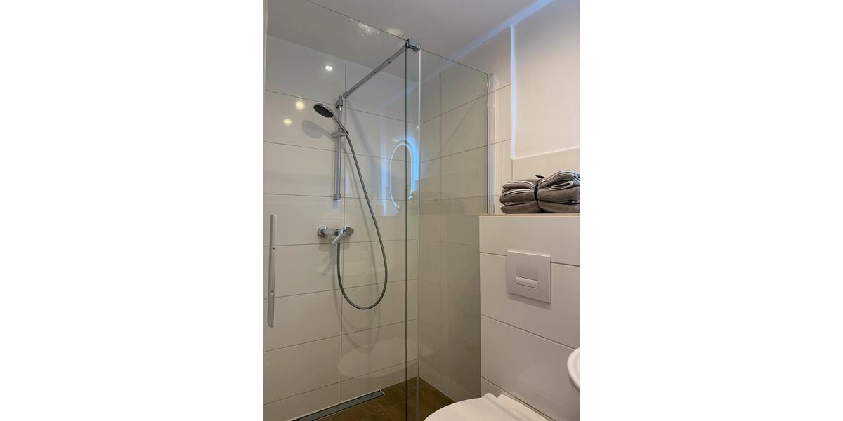 Maisonettenwohnung Düsseldorf Stadtbezirk 9 - 3 Zimmer, 58 m&sup2;, 1.800&euro; | Angebot:26048876