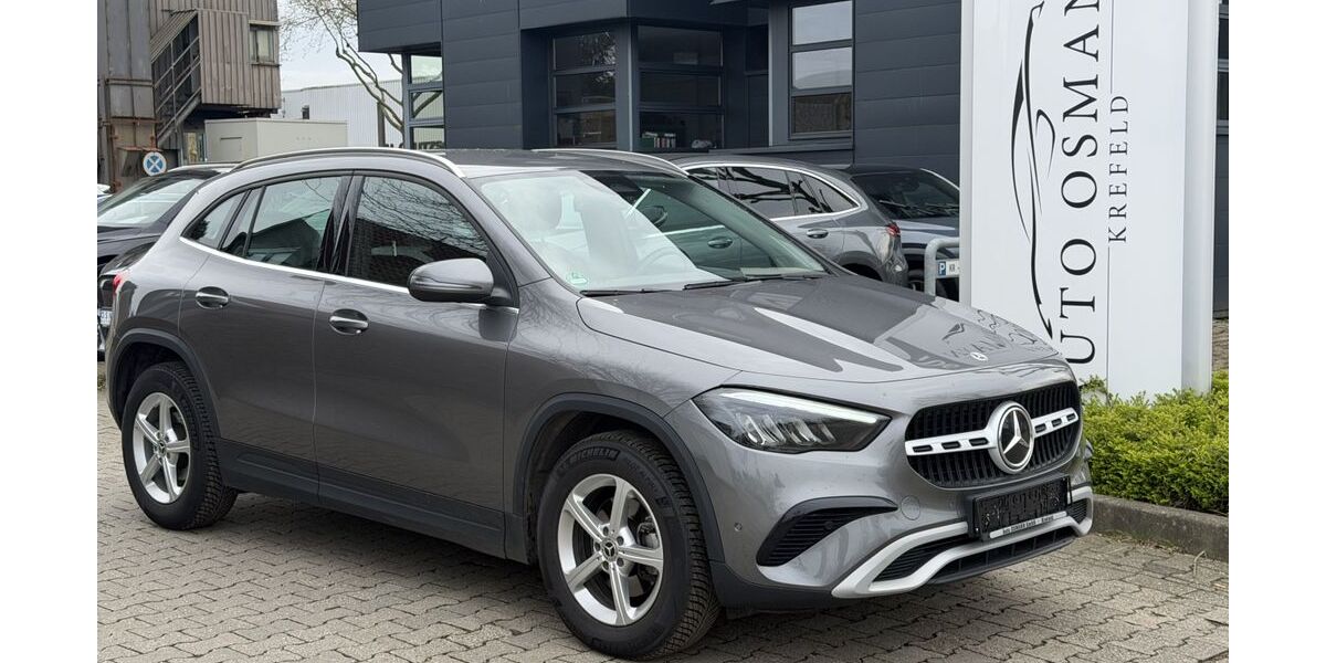 Mercedes-Benz GLA 180 77.017 km 28.500 &euro; Krefeld 47805