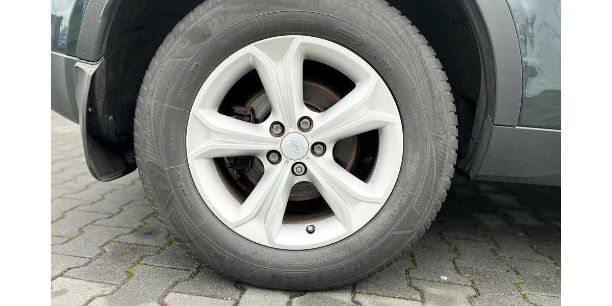 Land Rover Discovery Sport SE AWD/ Automatik/ Allrad/ Leder 206.000 km 9.890 &euro; Mönchengladbach 41066