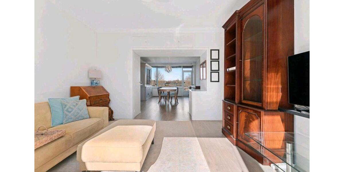 Etagenwohnung Düsseldorf Stadtbezirk 3 - 6 Zimmer, 136 m&sup2;, 500.000&euro; | Angebot:26984302