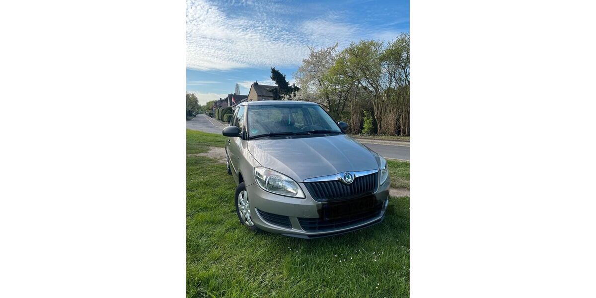 Skoda Fabia 149.910 km 2.850 &euro; Neuss 41462