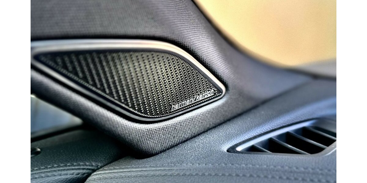 VW Tiguan R-Line/Pano/Memory/HUD/360°/Keyless 5.990 km 48.990 &euro; Mönchengladbach 41066