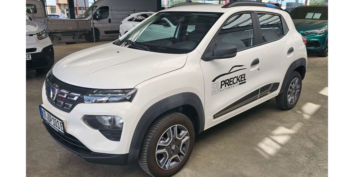 Dacia Spring 14.100 km 8.900 &euro; Krefeld 47805