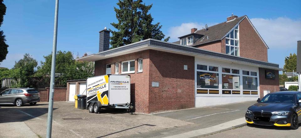 Mehrfamilienhaus, Wohnhaus Grevenbroich - 650.000&euro; | Angebot:26739045