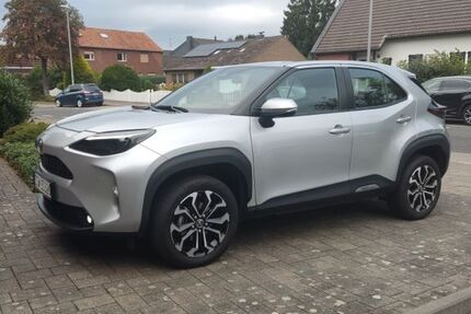 Toyota Yaris Cross 47.500 km 18.700 &euro; Krefeld 47807