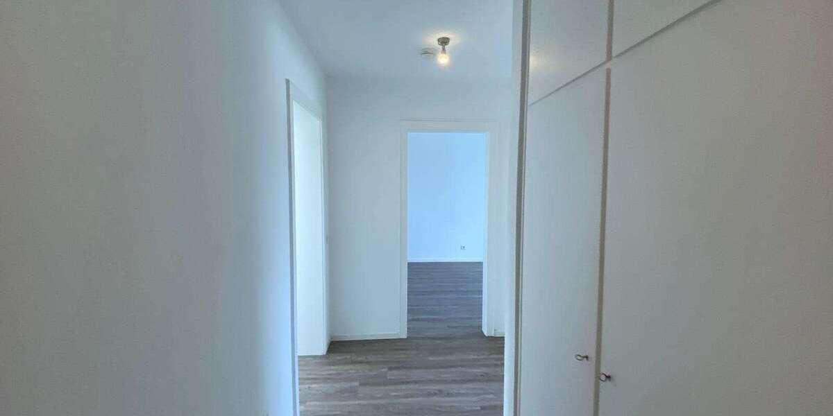 Etagenwohnung Krefeld Krefeld-Mitte - 2 Zimmer, 67 m&sup2;, 685&euro; | Angebot:27000054