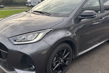 Mazda 2 Hybrid 3.032 km 24.291 &euro; Neuss 41464