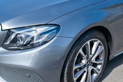 Mercedes-Benz E 220 57.050 km 27.990 &euro; Grevenbroich 41516