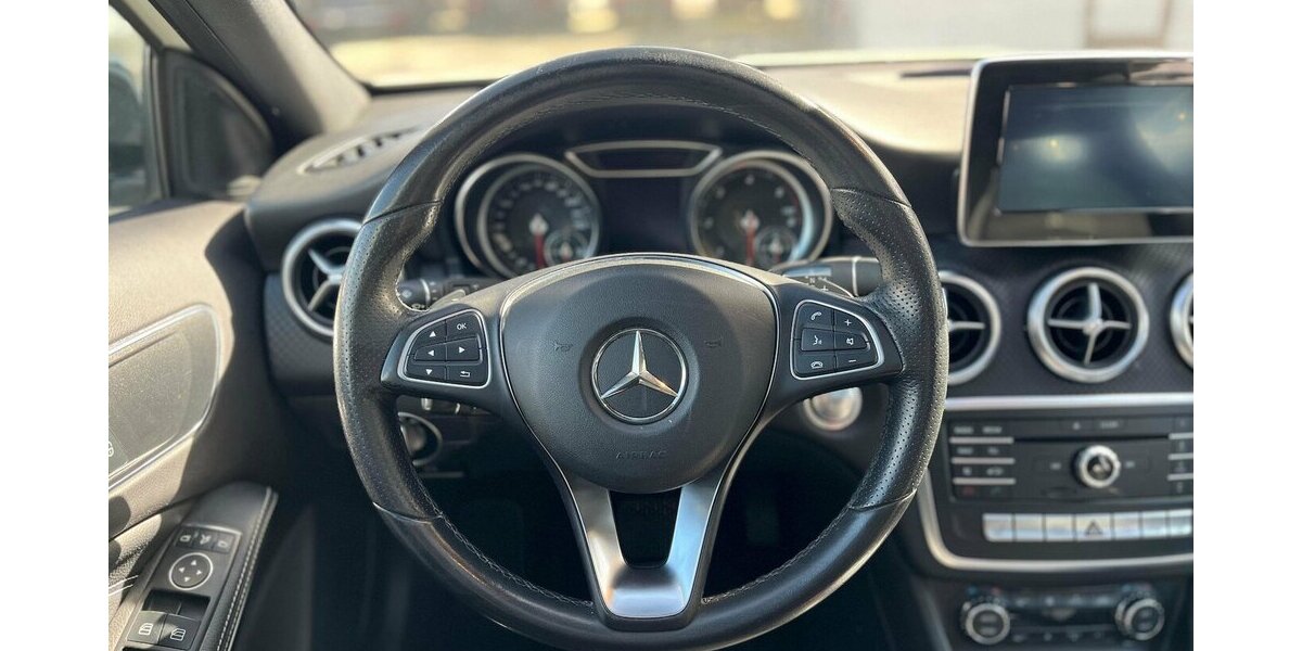 Mercedes-Benz A 220 CDI / AMG / Pano / Kamera / Navi / Euro6 195.000 km 15.890 &euro; Mönchengladbach 41066