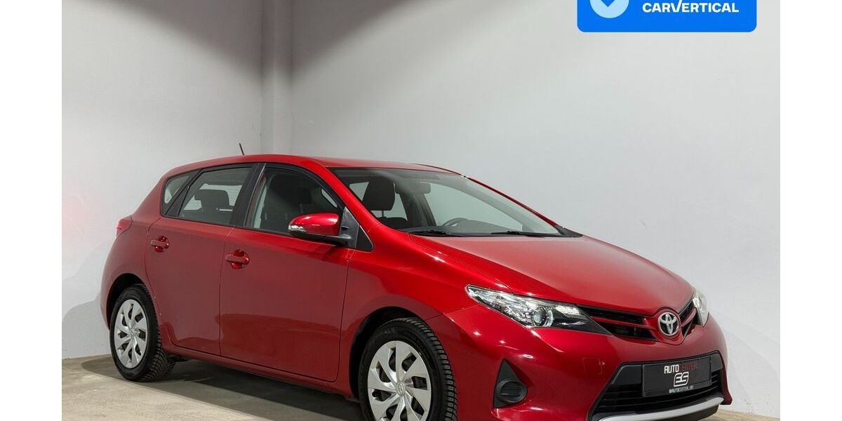 Toyota Auris 116.300 km 5.990 &euro; Mönchengladbach 41068