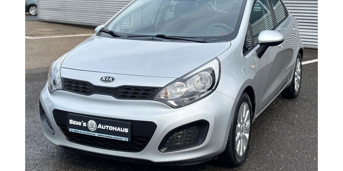 Kia Rio 88.606 km 6.999 &euro; Mönchengladbach 41238