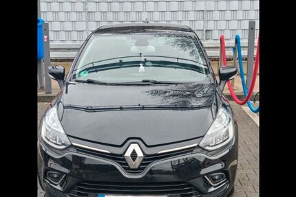 Renault Clio 77.800 km 8.000 &euro; dusseldorf 40223