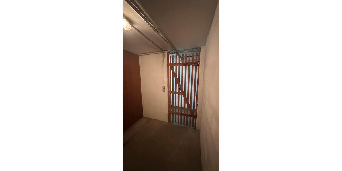 Etagenwohnung Düsseldorf Düsseltal - 2 Zimmer, 68 m&sup2;, 1.400&euro; | Angebot:25957360