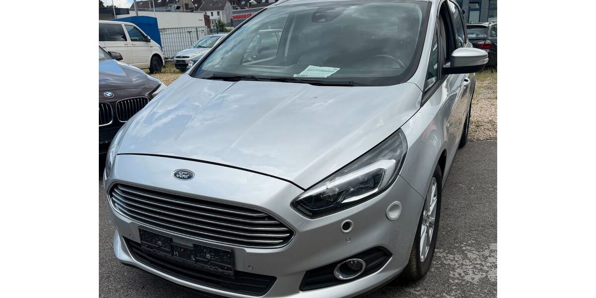 Ford S-Max 157.873 km 11.999 &euro; Mönchengladbach 41199