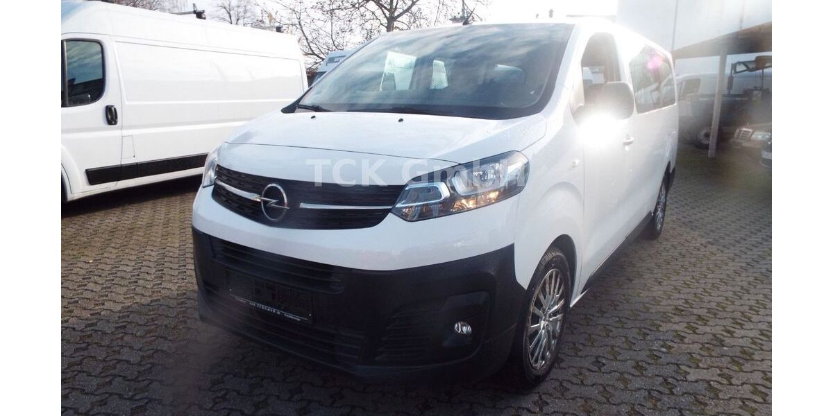 Opel Vivaro 45.000 km 16.541 &euro; Mönchengladbach 41063