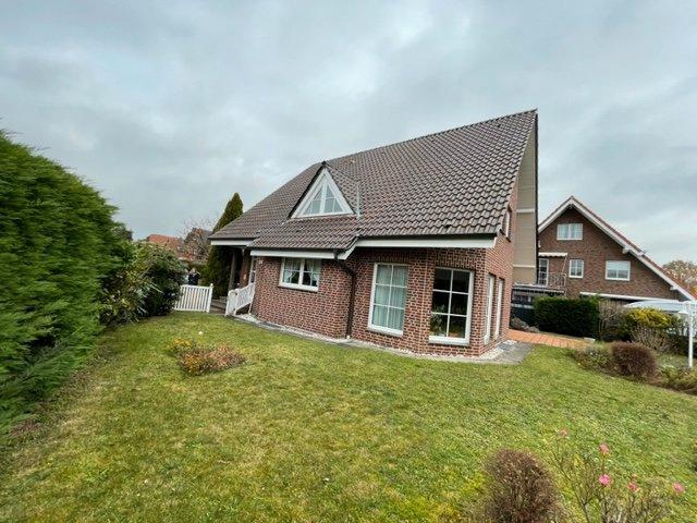Einfamilienhaus Neuss Allerheiligen - 6 Zimmer, 350 m&sup2;, 3.500&euro; | Angebot:26677611