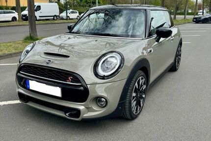 Mini Cooper S 21.685 km 23.900 &euro; Düsseldorf 40239